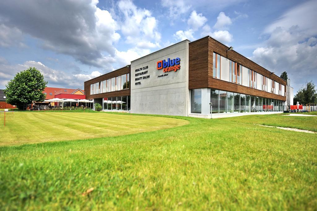 Blue Orange Resort Prag Exteriör bild